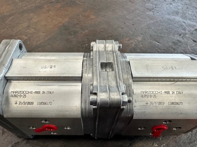 Pompe double rotation droite 17.9cc3/tr + 17.9cc3/tr - ALPA2-D-25+ALPA2-D-25 - Marzocchi